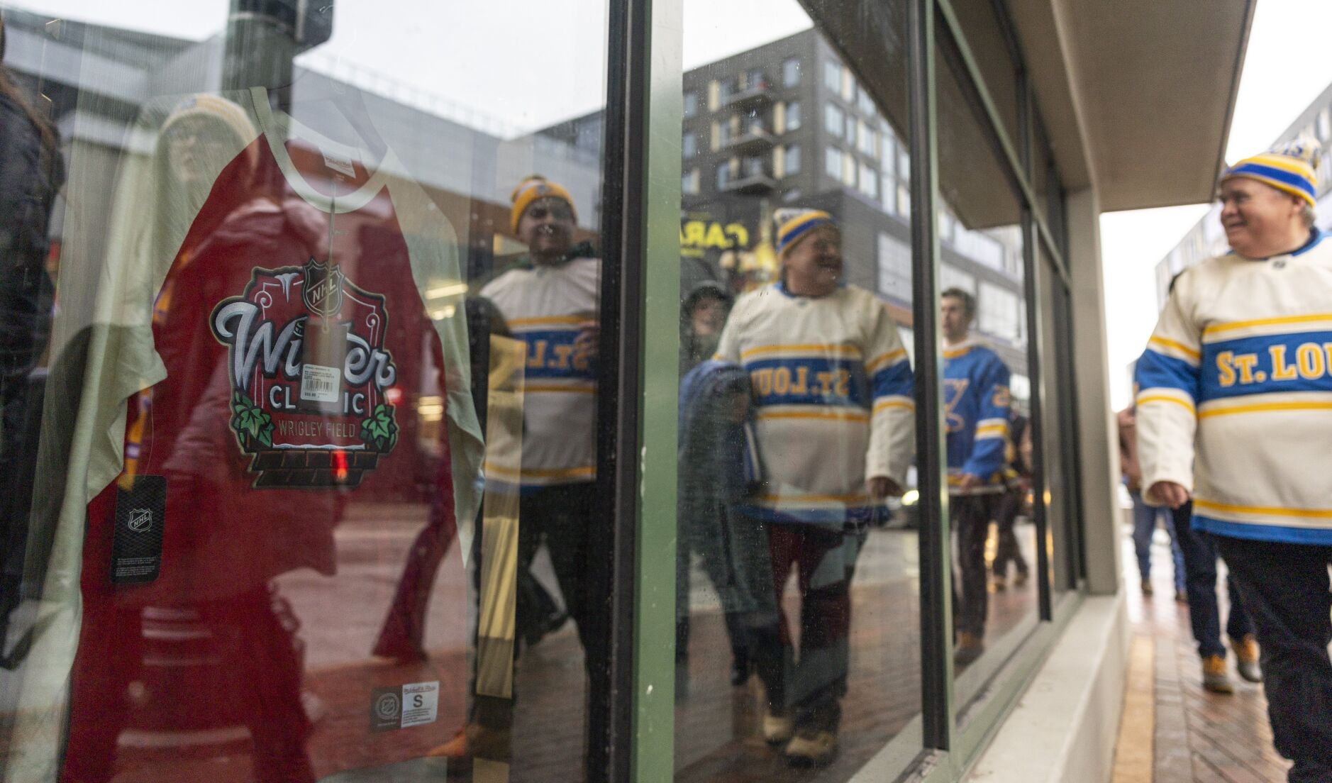 Fans get ready to cheer on Blues in the Winter Classic
